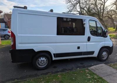 boxer side sliding window